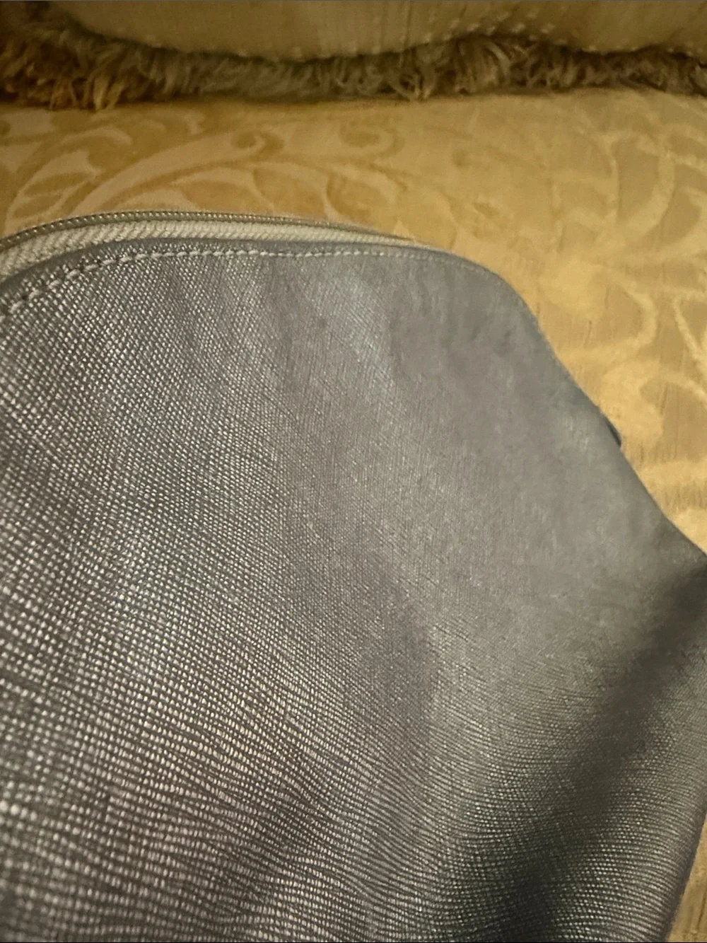 Coach Darcy Saffiano Leather Dome Cosmetic Makeup Case – Pewter Grey preloved